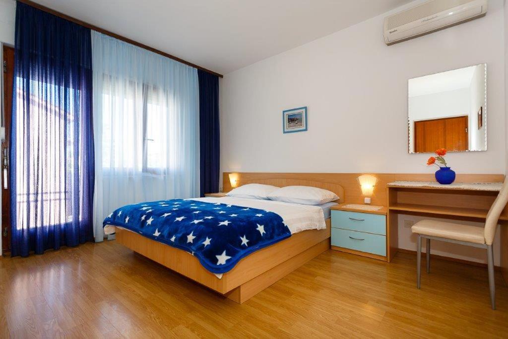 Apartmani Braut Kornić Dış mekan fotoğraf