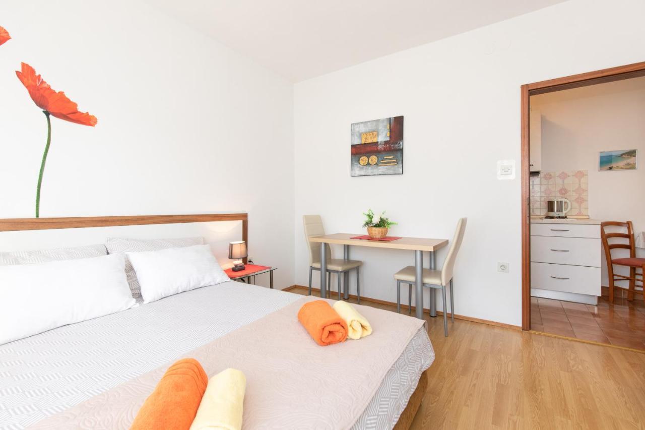 Apartmani Braut Kornić Dış mekan fotoğraf