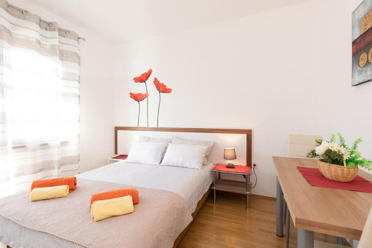 Apartmani Braut Kornić Dış mekan fotoğraf