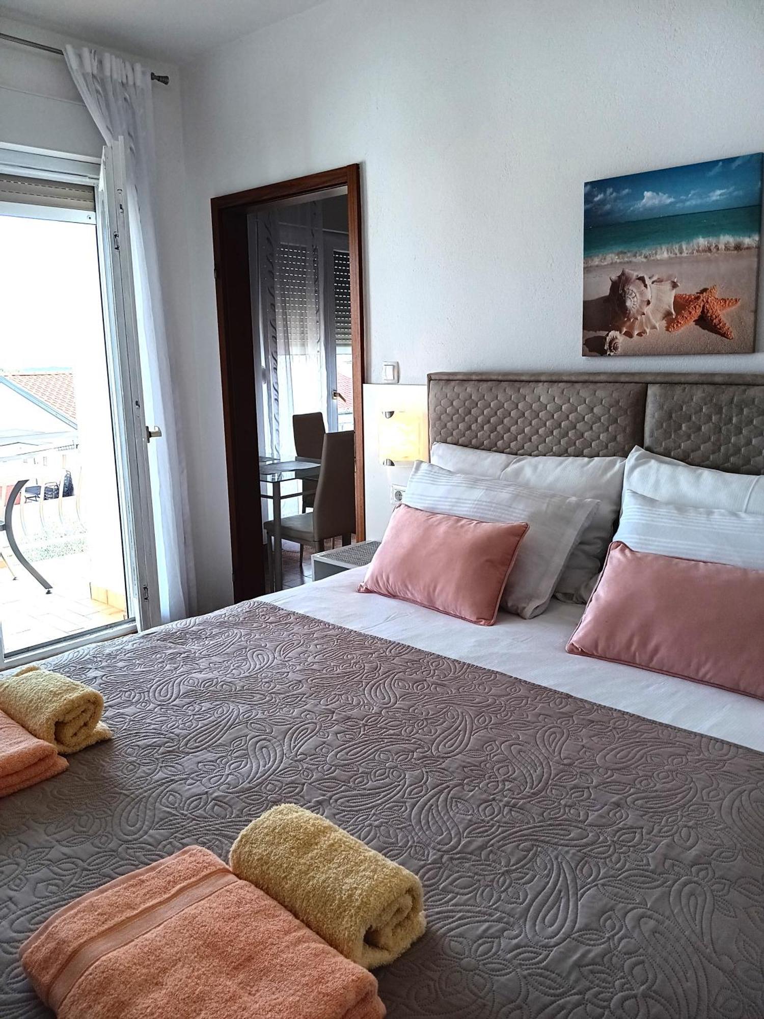 Apartmani Braut Kornić Dış mekan fotoğraf