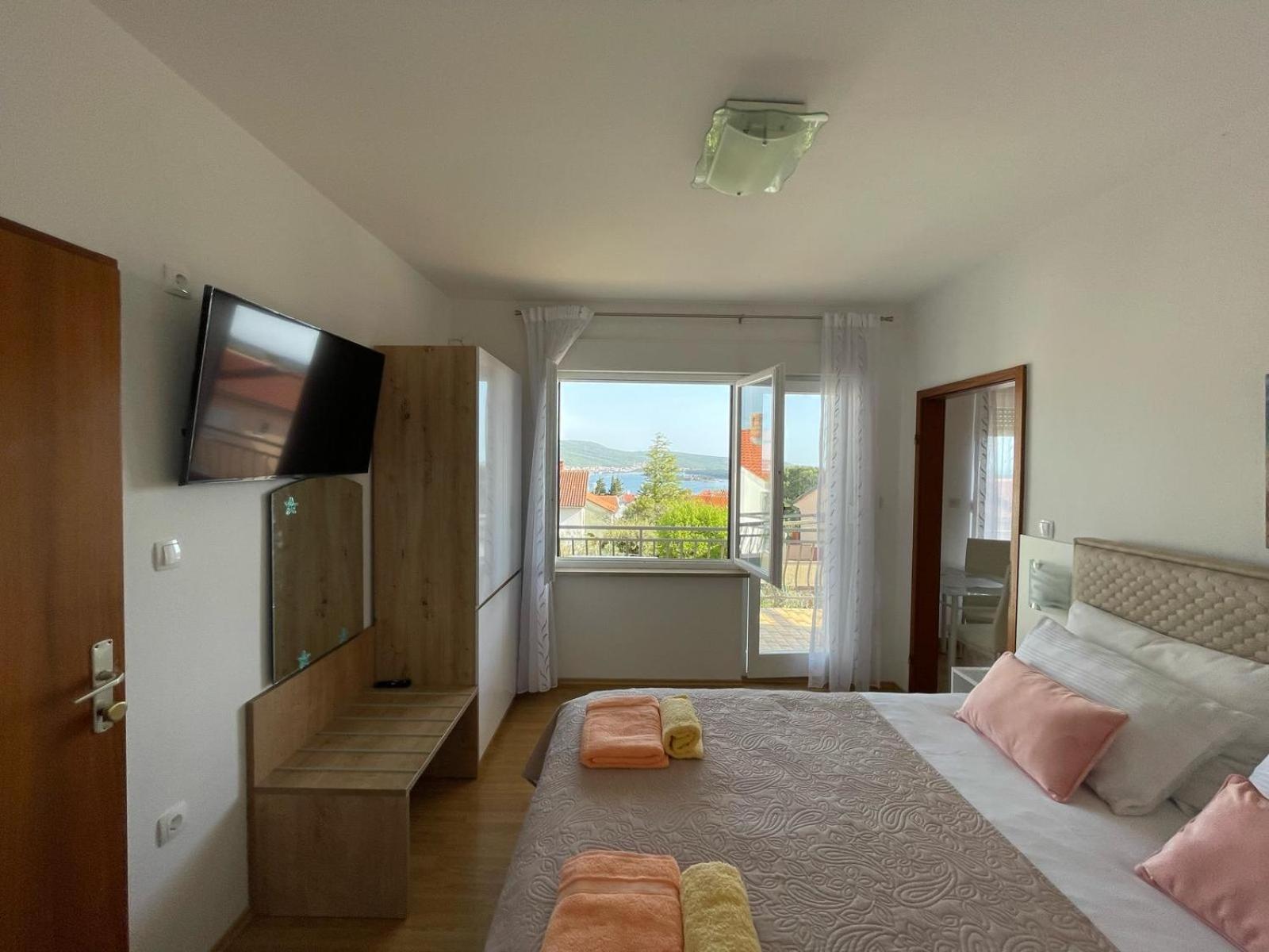 Apartmani Braut Kornić Dış mekan fotoğraf